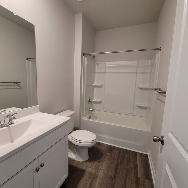 Building Photo - Brand New 4 bedroom, 2 bathroom house located in the desirable Brunswick Forest community in Leland