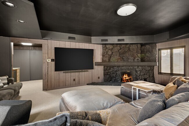 Building Photo - 126 Edgewood Ln