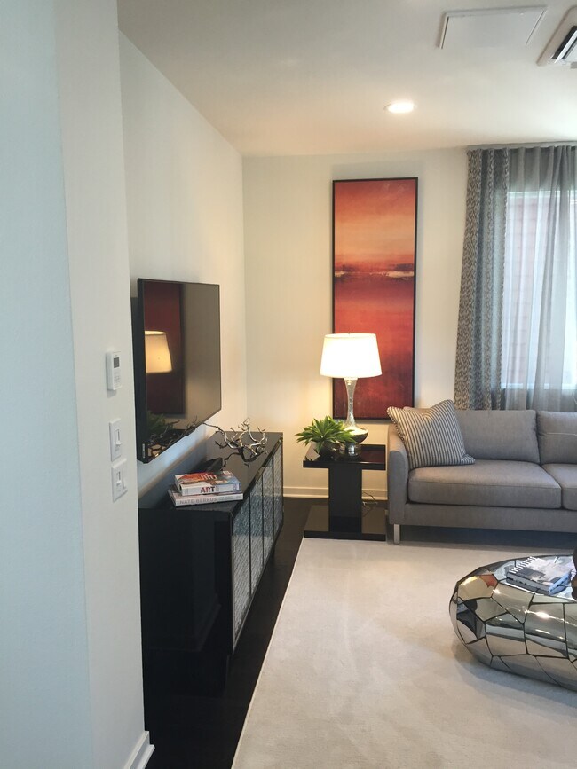 Building Photo - 826 Brickyard Ln