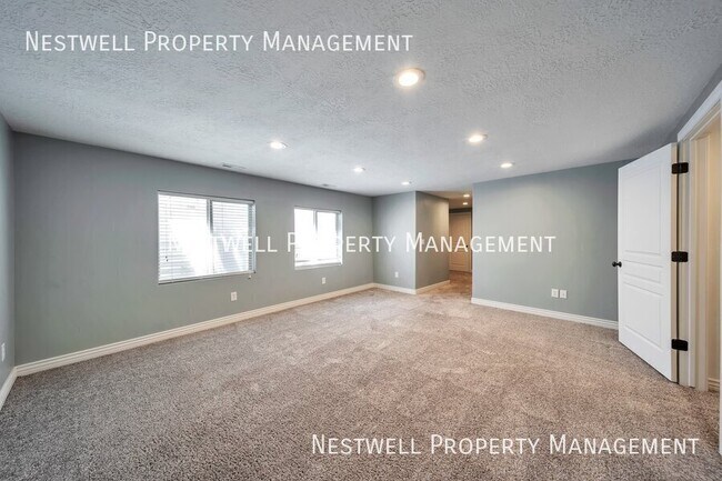 Building Photo - 5424 W Brentford Ct