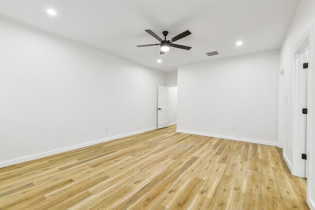 Building Photo - 7486 Stanwick Dr