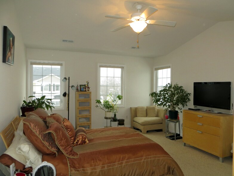 Building Photo - 2789 NW 155th St