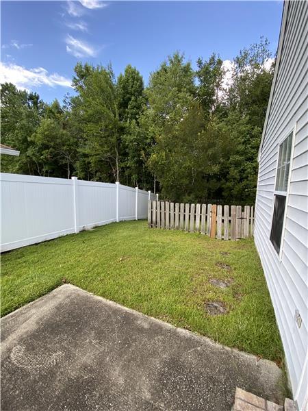 Building Photo - 11 Blue Gill Ln