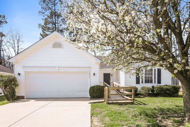 Primary Photo - 2217 Hatton Way