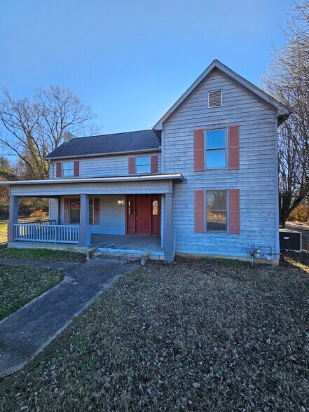 Building Photo - 2011 Lincoln St