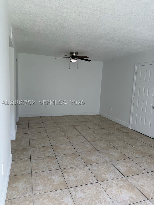 Building Photo - 7425 SW 152nd Ave