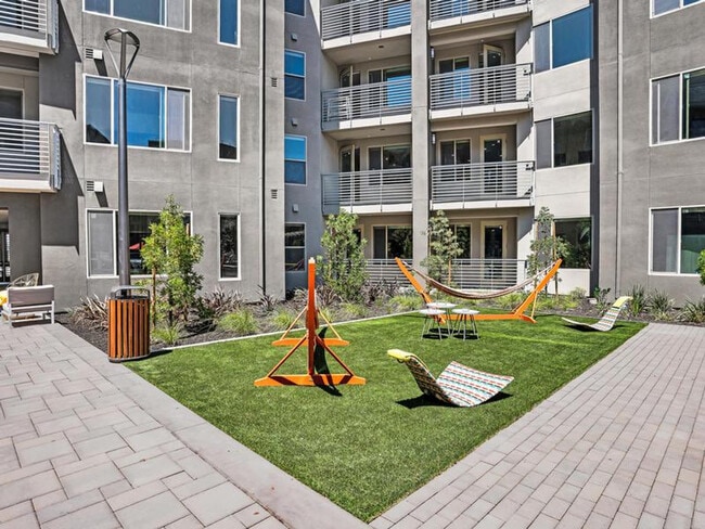 Building Photo - 45193 Warm Springs Blvd