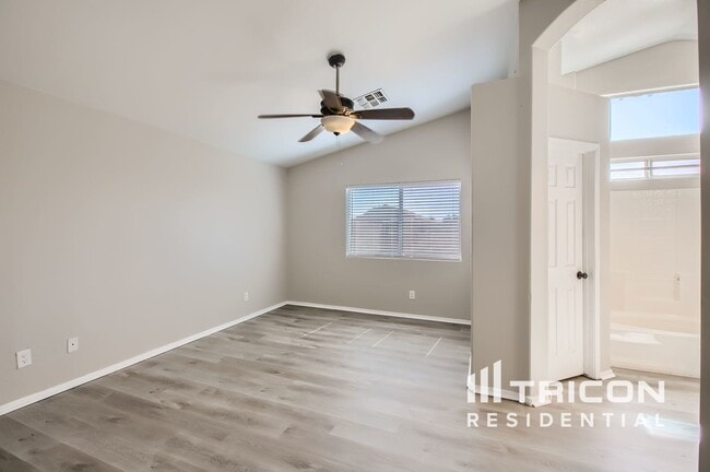 Building Photo - 1663 S 229th Ave