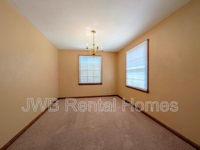 Building Photo - 1147 Maynard St