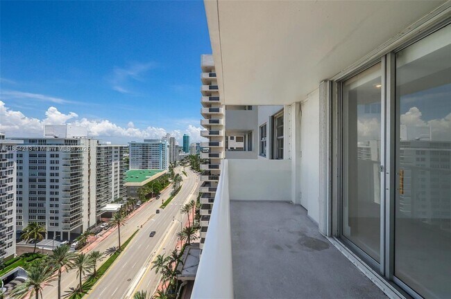 Building Photo - 5701 Collins Ave