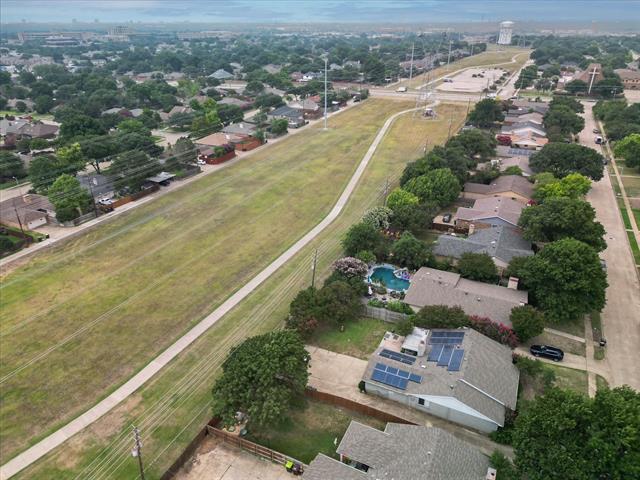 Building Photo - 2301 Travis Dr