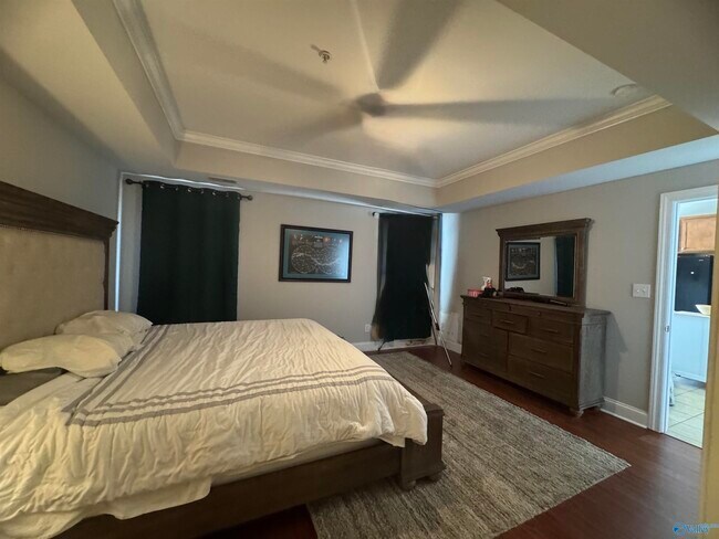 Building Photo - 468 Shamrock Dr