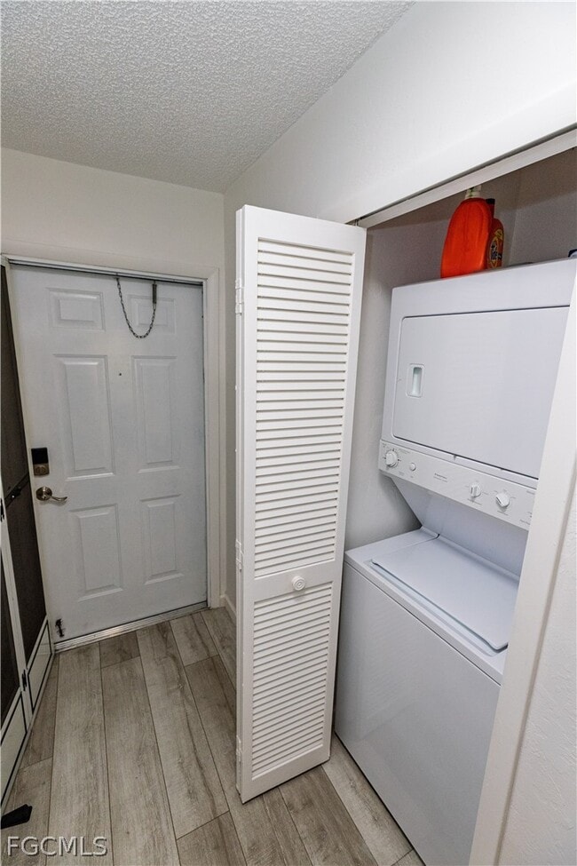 Building Photo - 1420 Academy Blvd