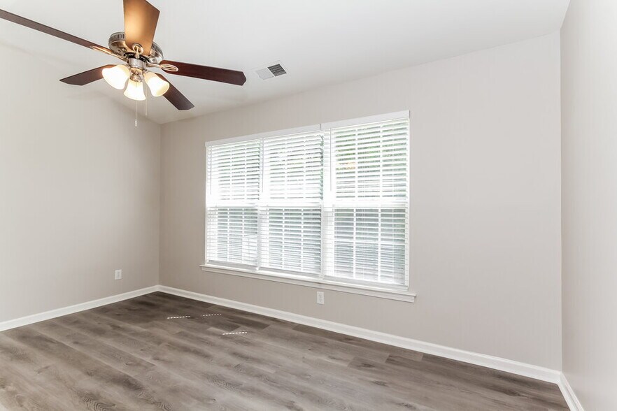 Building Photo - 1322 Rumstone Ln