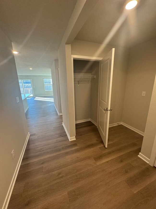 Building Photo - Your Dream Home Awaits in Gretna, NE!