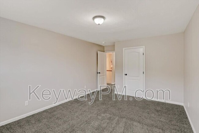 Building Photo - 219 Kickham Ln