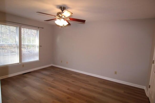 Building Photo - 175 Douglas Fir Ct
