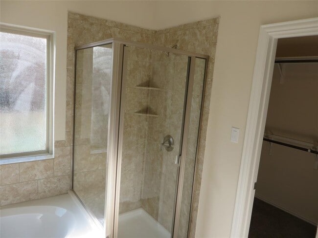 Building Photo - 1220 Gaviota Ln