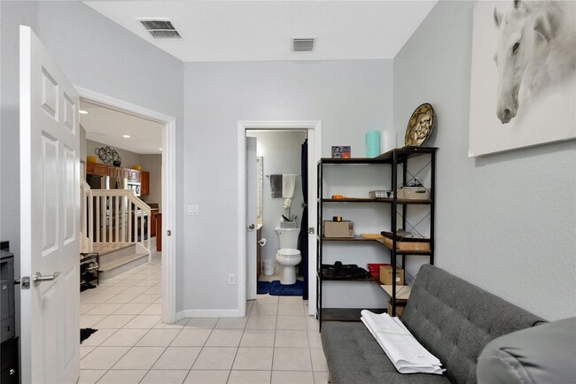 Building Photo - 2037 Nassau Dr