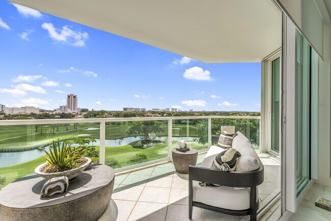 Building Photo - 500 SE Mizner Blvd