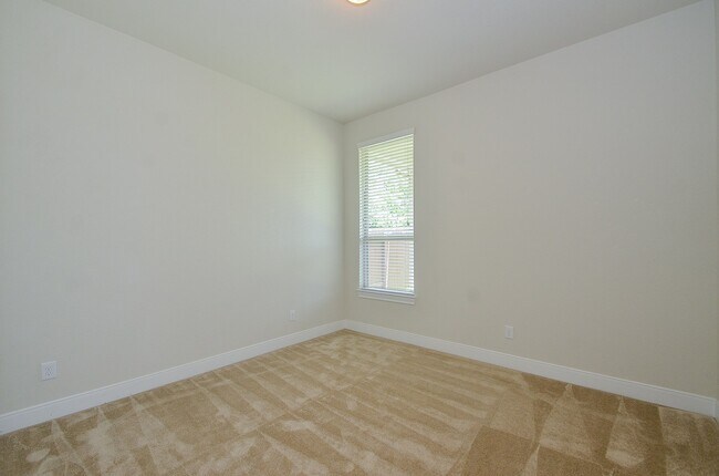 Building Photo - 25122 Sundance Park Ln