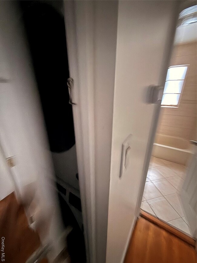 Building Photo - 46 Elmira St