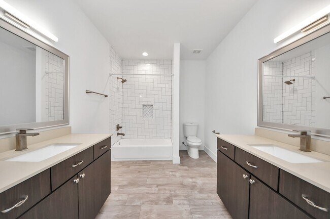 Building Photo - 1703 Cedrocanna Ln