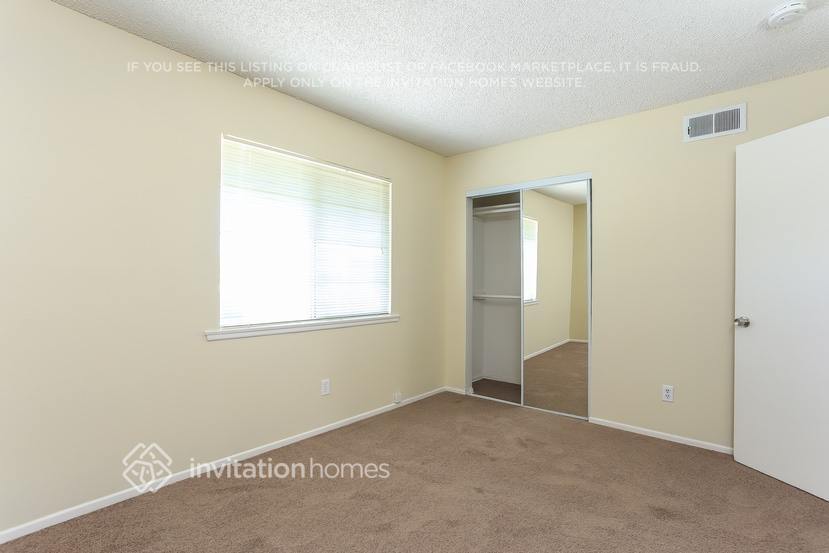 Building Photo - 6349 Orange Knoll Ave