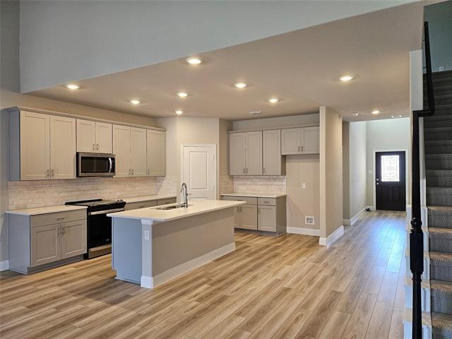 Building Photo - 211 Quarry St