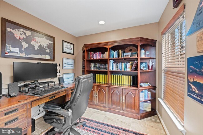 Building Photo - 210 Cameron Station Blvd