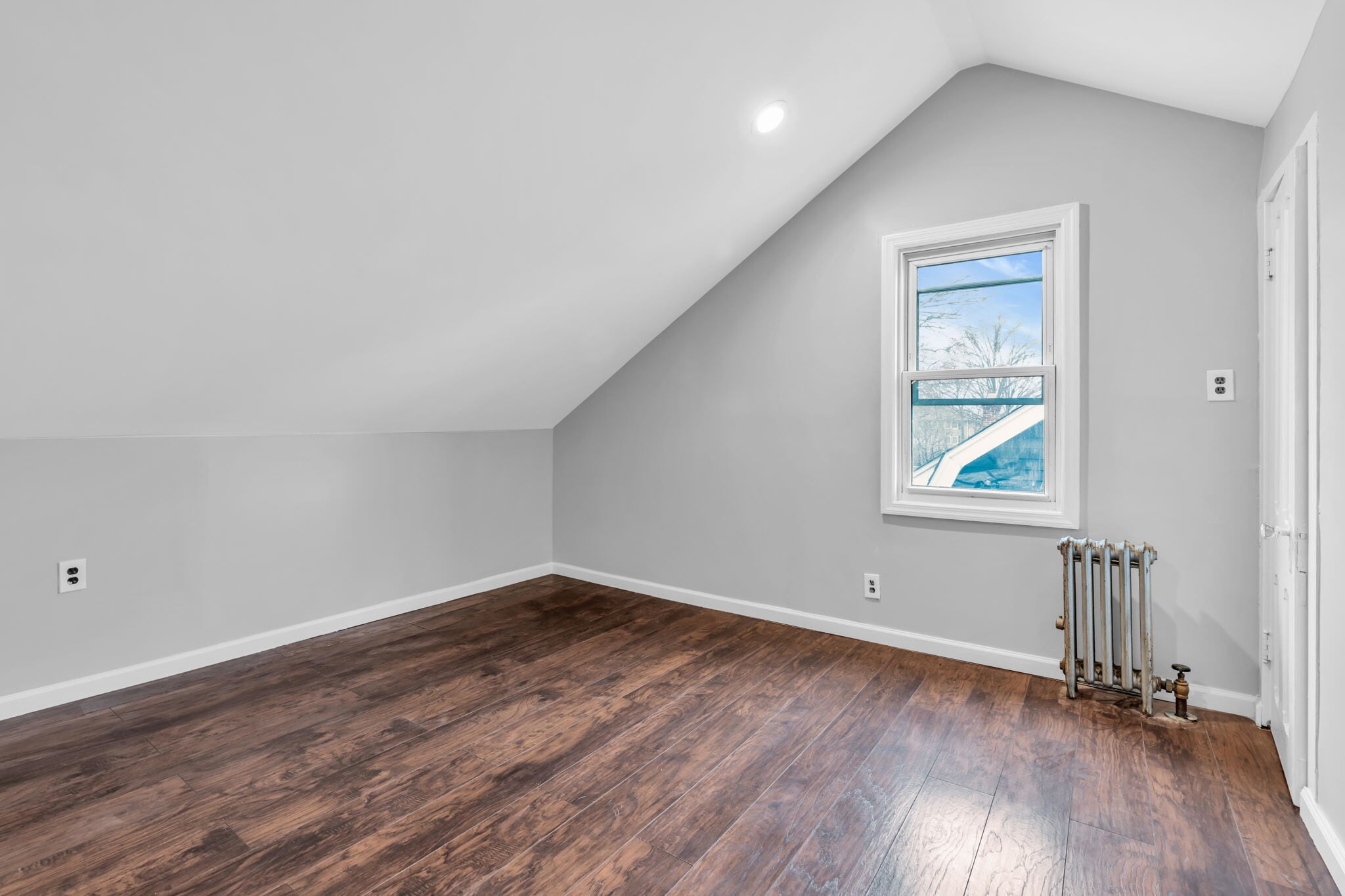 Building Photo - 181 Jacoby Street