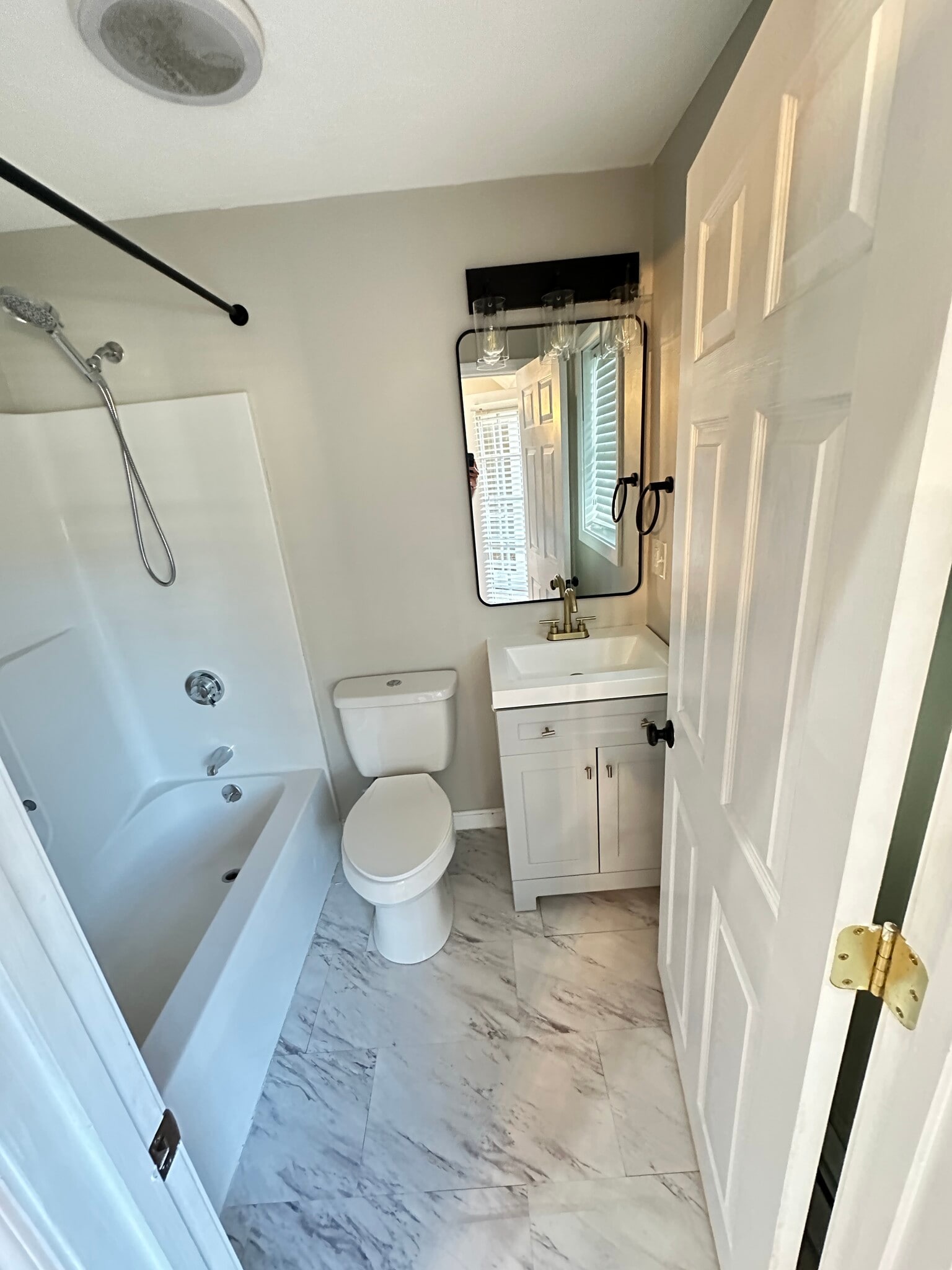 Bathroom - 7 Race St