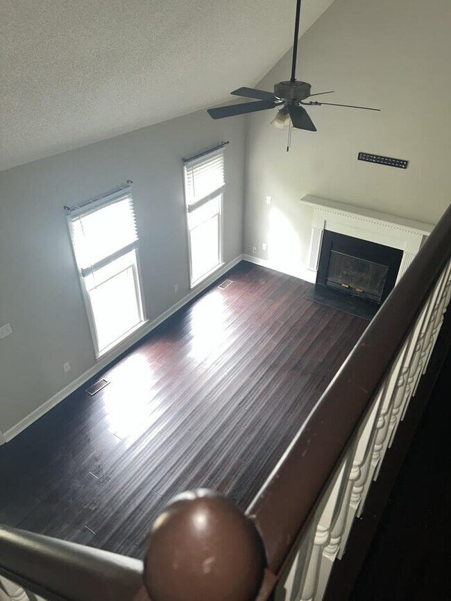Building Photo - Charming Updated Home in Hedingham with 1s...