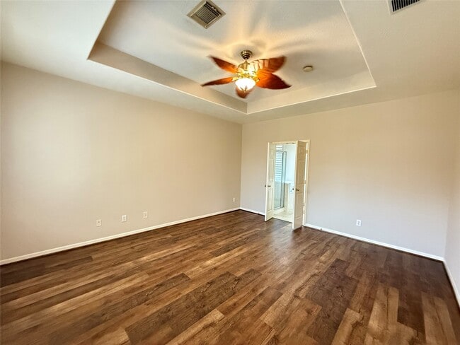 Building Photo - 5126 Winterwood Dr