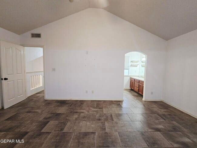 Building Photo - 1504 Bill Mueller Pl