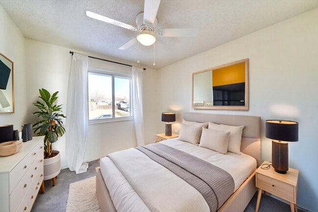 Building Photo - 4450 McGrew Cir