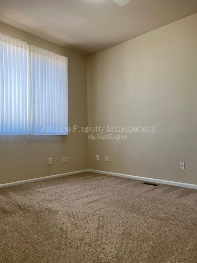 Building Photo - 9083 Musgrave St