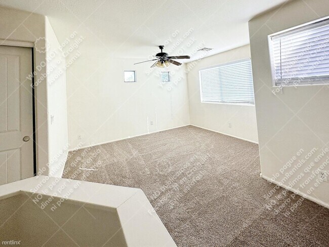 Building Photo - 4 br, 2 bath House - 624 W. Mesquite Tree Ln