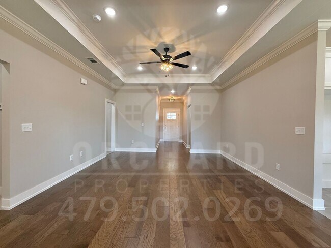 Building Photo - 3200 N Arden Wy