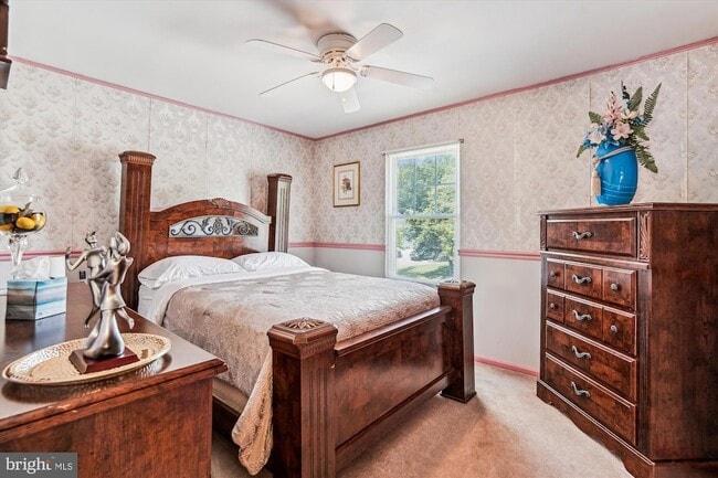 Building Photo - 10902 Valley Brook Dr
