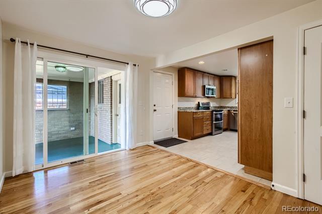 Building Photo - 3183 Vaughn St