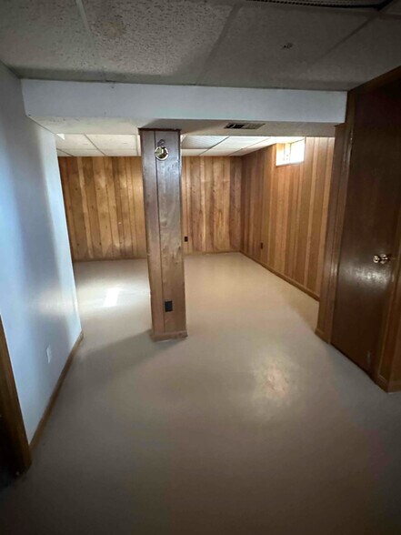 Building Photo - 5819 Medtree Pl