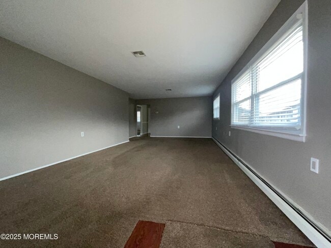 Building Photo - 554 Jamaica Blvd