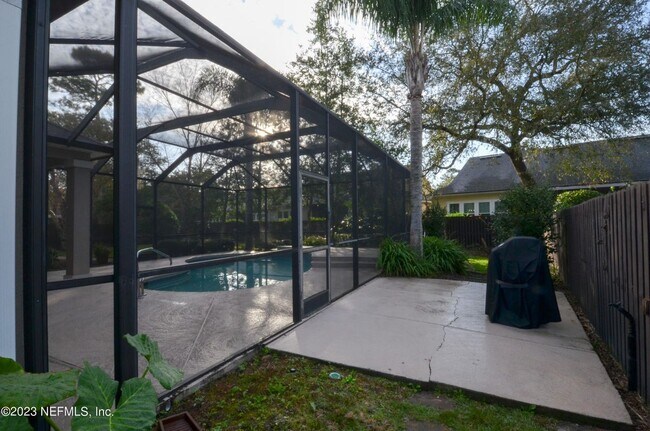 Building Photo - 11712 Blackstone River Dr