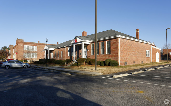 Building Photo - Olde School Commons