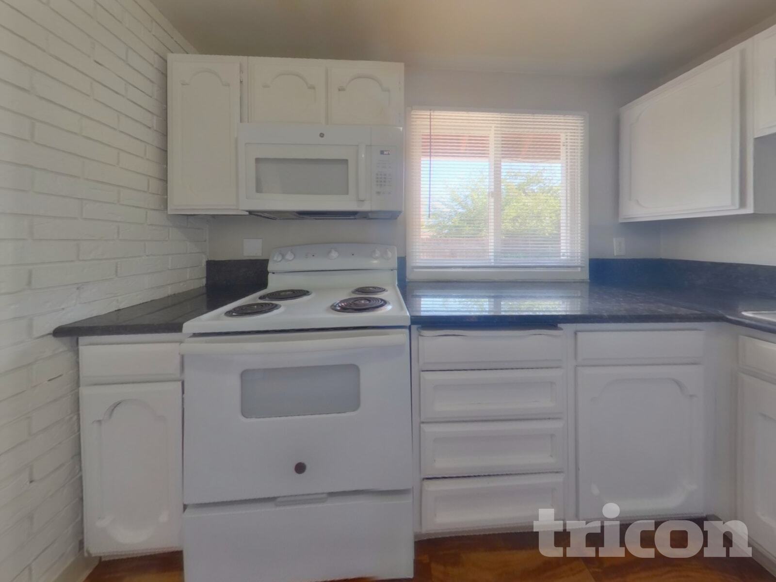 Building Photo - 3670 Renee Way