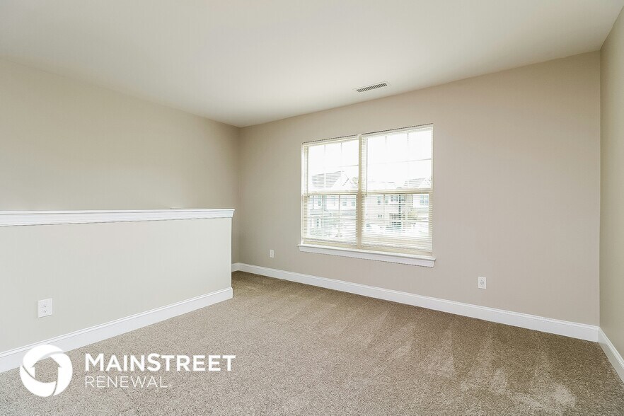 Building Photo - 27 Thimbleberry Cir