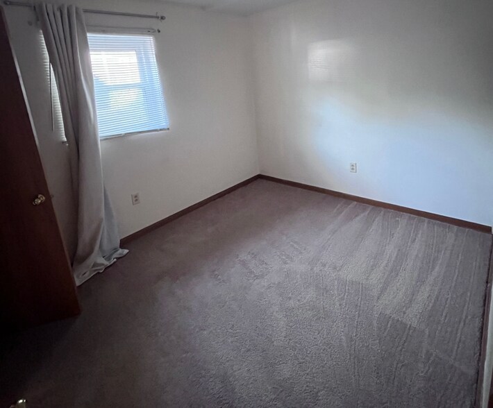 Building Photo - 1271 Hunter Ave