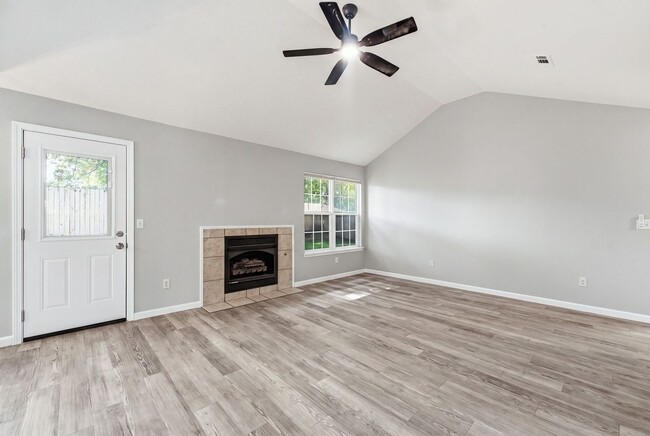 Building Photo - This beautiful ranch-style home