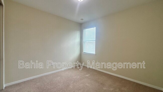 Building Photo - 13833 Bridgewater Crossings Blvd